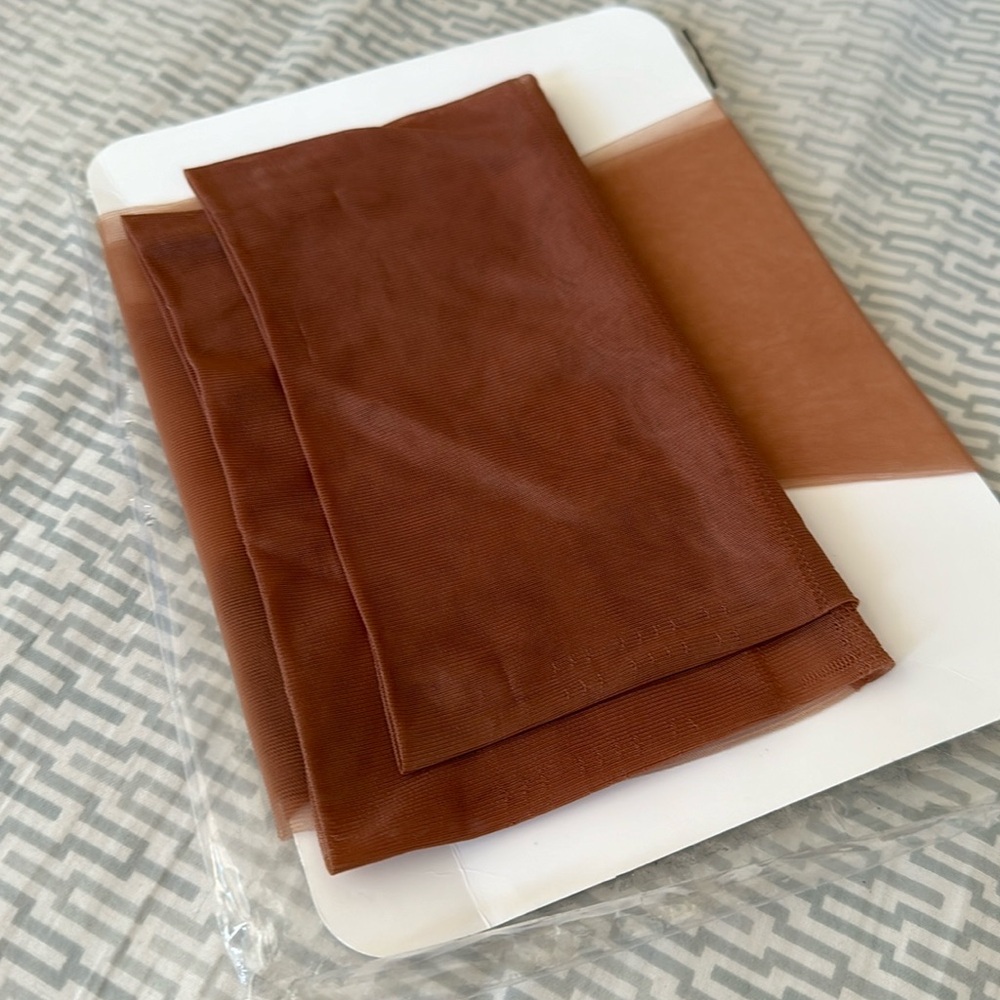 Vintage Berkshire ultra sheer stockings Eye-catchers size: B tan